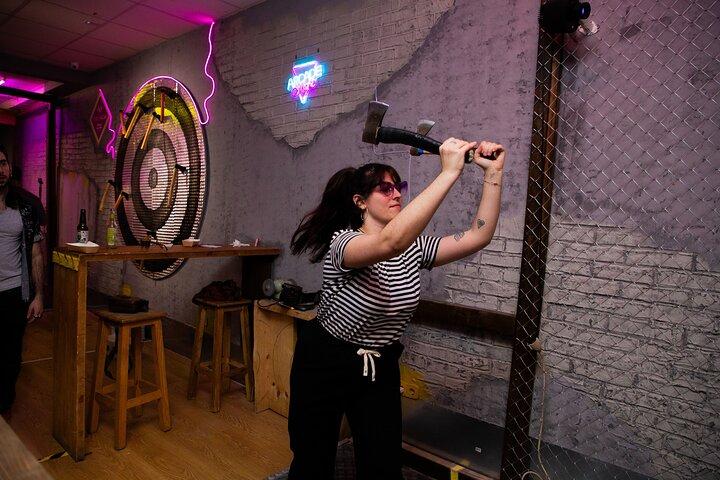 Axe Throwing 2 Hour Session