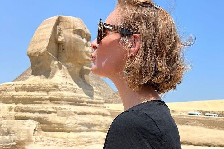 Giza Pyramids and Sphinx Day Tour