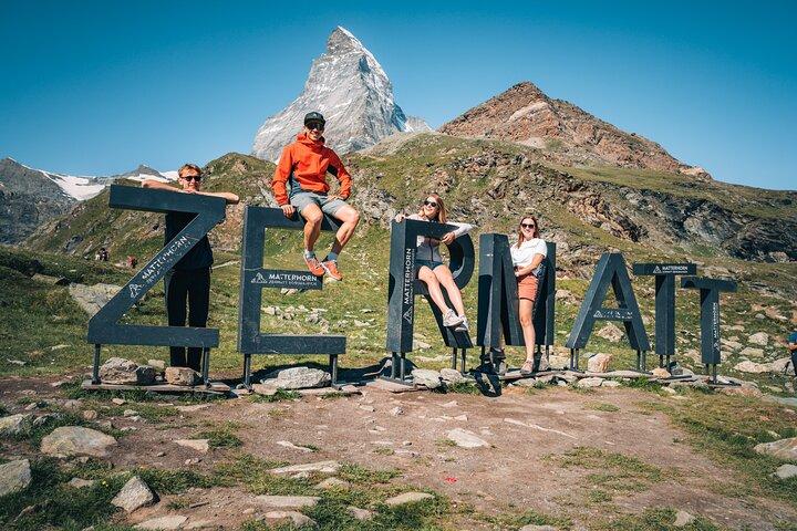 Day Tour to Zermatt Matterhorn and Glacier Paradise from Geneva