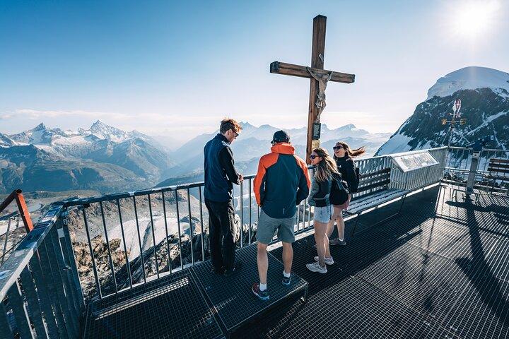 Day Tour to Zermatt Matterhorn and Glacier Paradise from Geneva