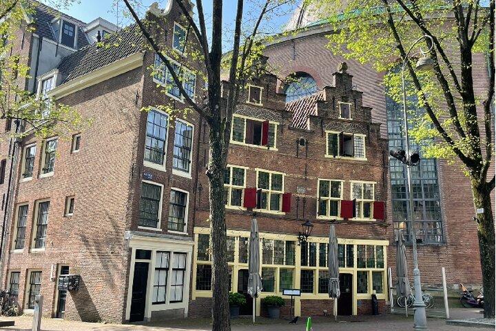 Amsterdam Walking Tour: Explore Top Sights & Hidden Gems