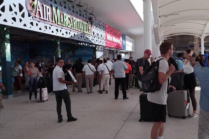 Private Transfer from Cancun to Cancun Airport