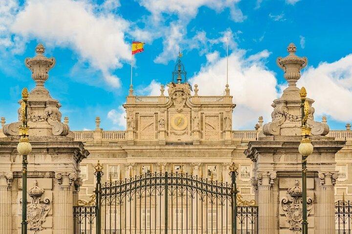 Historical Visit to the Royal Palace Madrid + Ebook