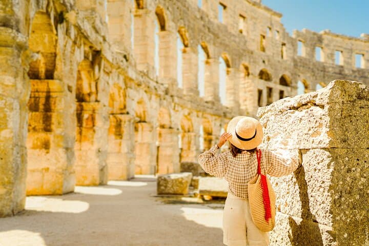 Ancient Rome and Colosseum Access with Audio Guide app