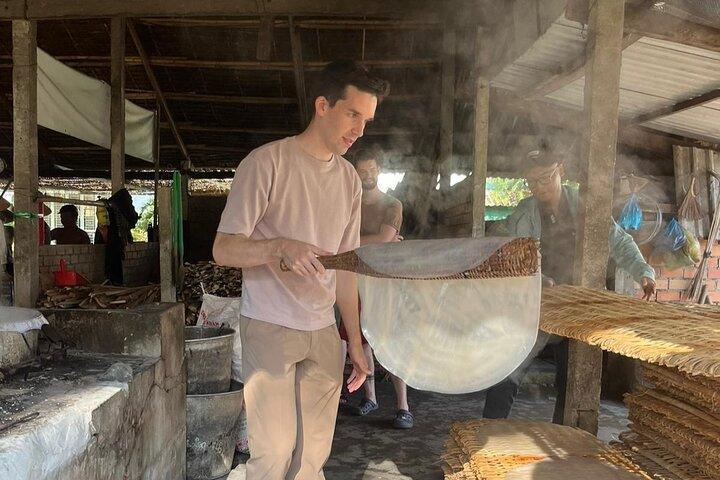 Cai Rang Floating Market Tour with Lung Ngoc Hoang Nature Reserve