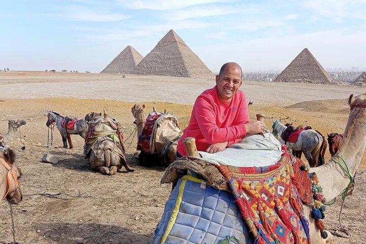Half Day Tour to Giza pyramids