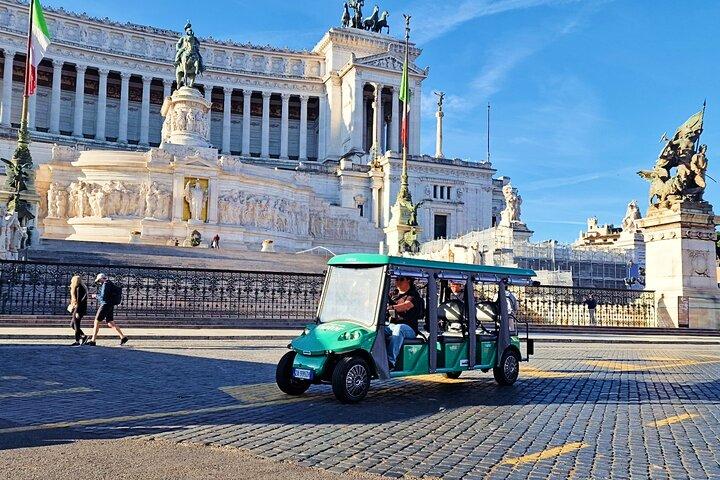 Rome, Crafted for You: Private Golf Cart Tour