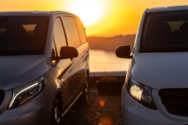 Santorini: Private Transfers To / From The Port Athinios