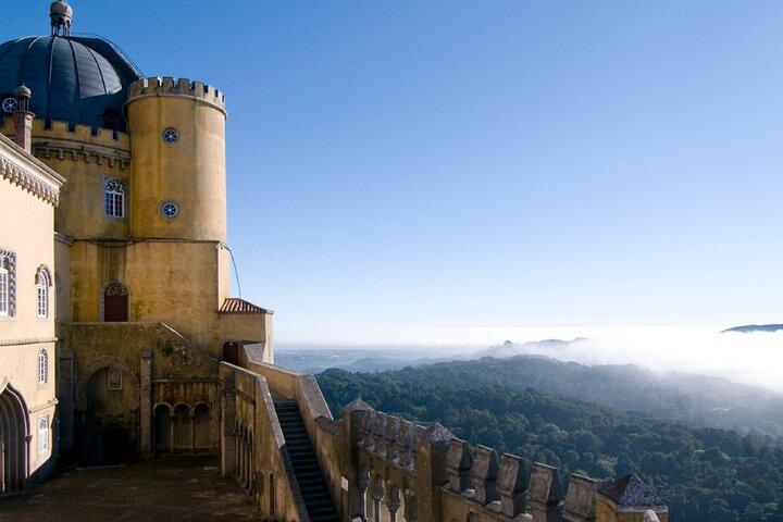 Sintra, Pena Palace,Cabo and Cascais Small Group Tour from Lisbon