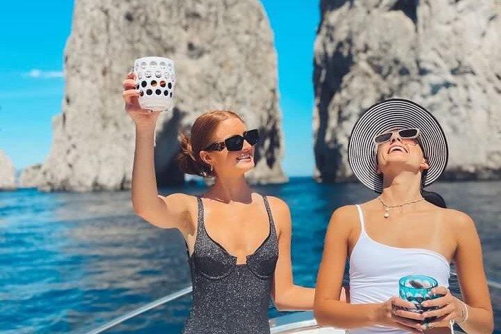 Capri Private Boat Tour with Capri Skipper