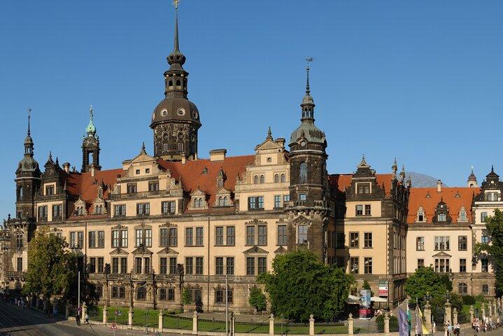 Dresden Self-Guided City Walking Tour & Scavenger Hunt