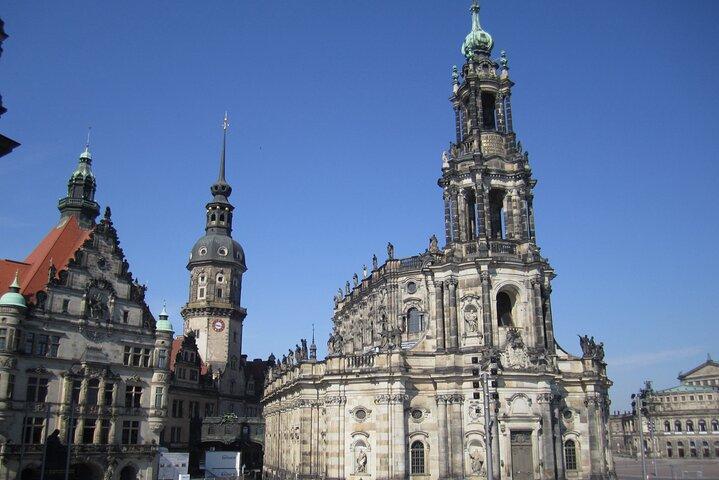 Dresden Self-Guided City Walking Tour & Scavenger Hunt