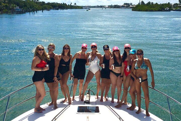 41 Luxury Boat with Captain 4 hours Palm Beach -Jupiter for 8