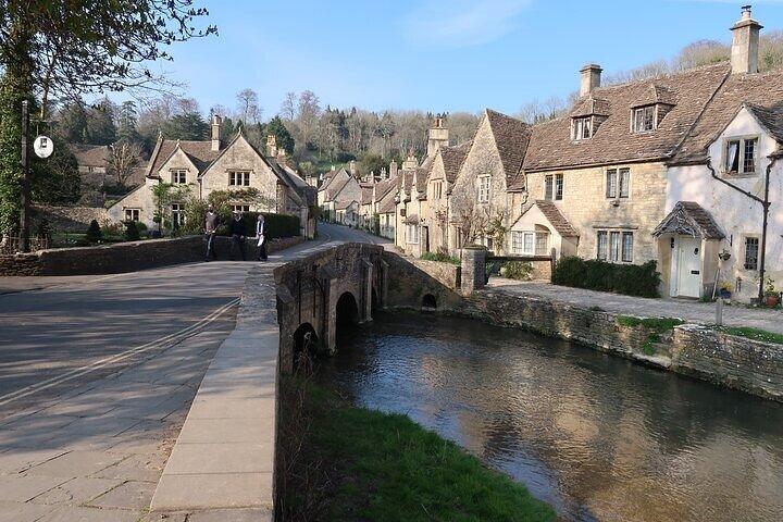 Private Day Trip From London Explore Stonehenge & Cotswolds