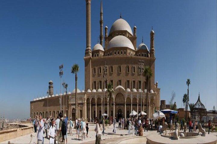 Day Tour Visiting Coptic and Islamic Cairo With All Entrance Fees
