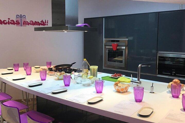 Learn and cook authentic Spanish food in Puerta del Sol!