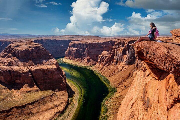 Antelope Canyon and Horseshoe Bend Tour from Sedona