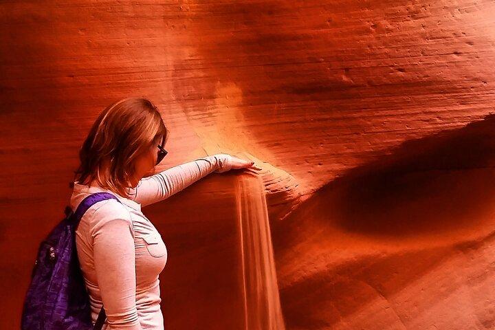 Antelope Canyon and Horseshoe Bend Tour from Sedona