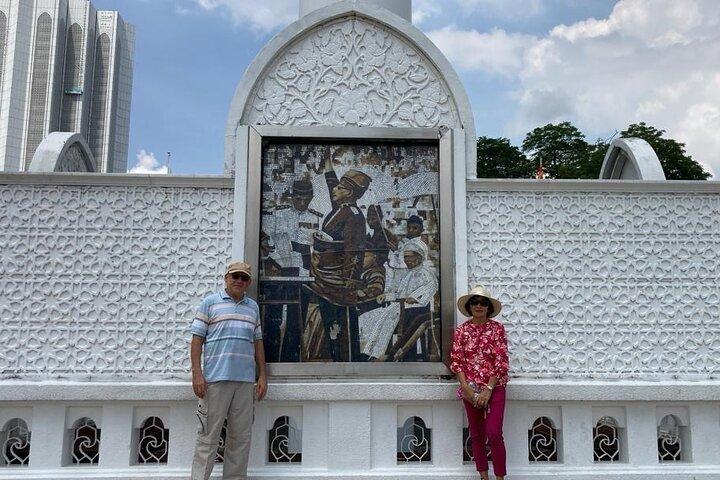 Airport Layover: Full-Day Batu Caves & Kuala Lumpur City Tour