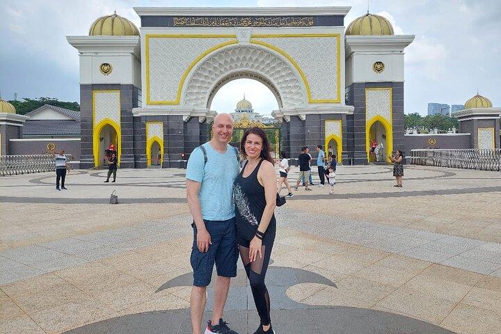Airport Transit Tour: Kuala Lumpur Full-Day City Tour