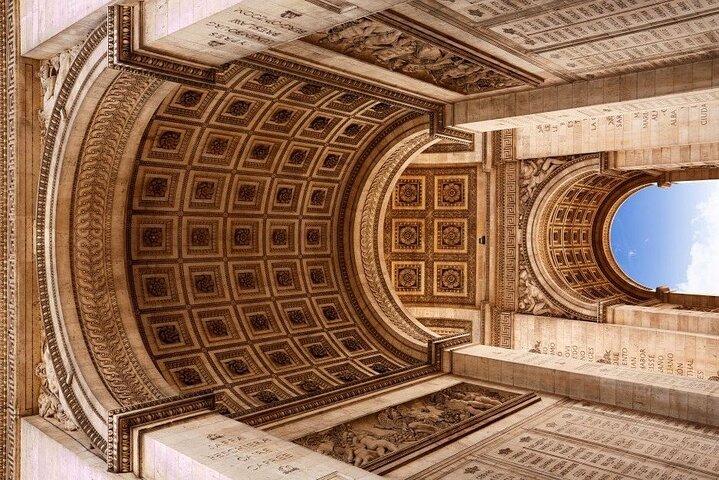 Time Saver Self-Guided Audio Tour to the Arc De Triomphe