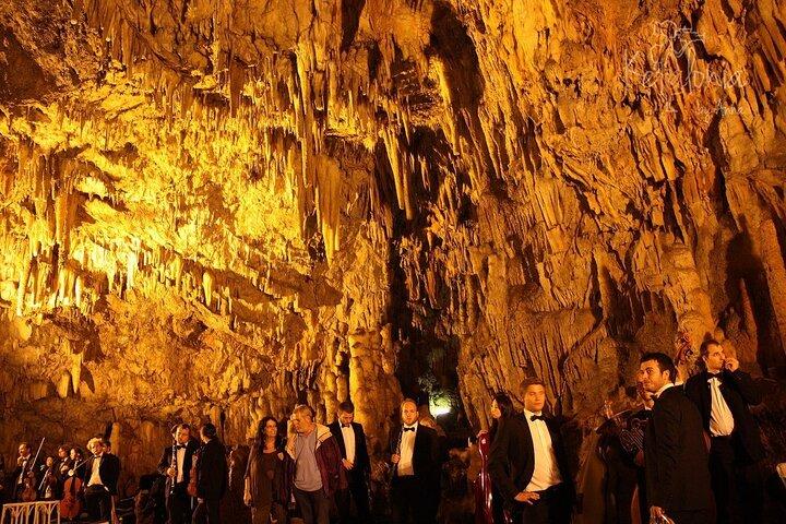 Half Day Private Tour Melissani, Drogarati & Myrtos Beach