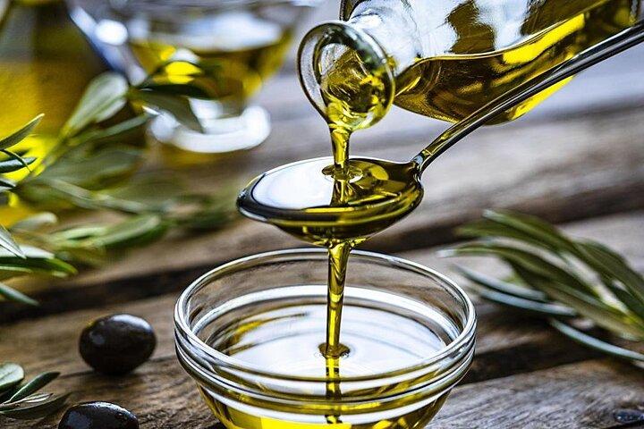 Olives & Olive Oil Tasting + Wine tasting (3 in 1 Experience!)