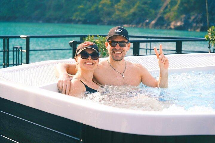 Lan Ha Bay Luxury Day Trip in Catamaran Cruise