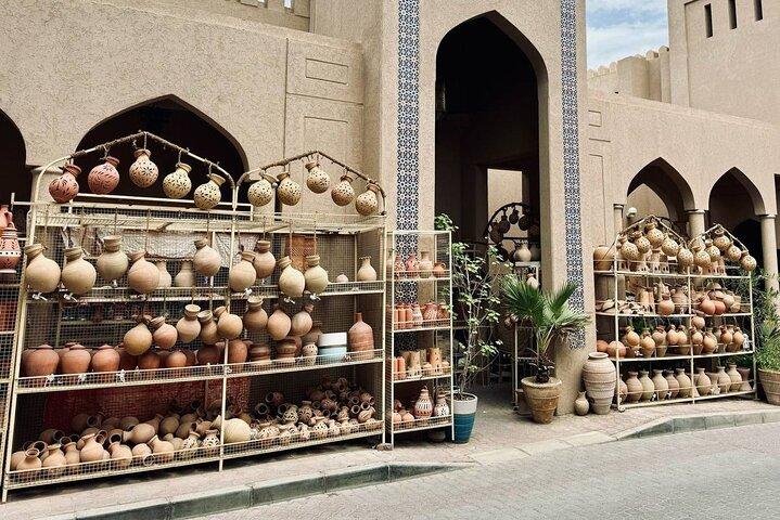 Nizwa and Oman's Grand Canyon: Full-Day Adventure