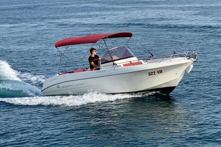 Private Speedboat Tour over Elaphiti Islands and Hidden Caves