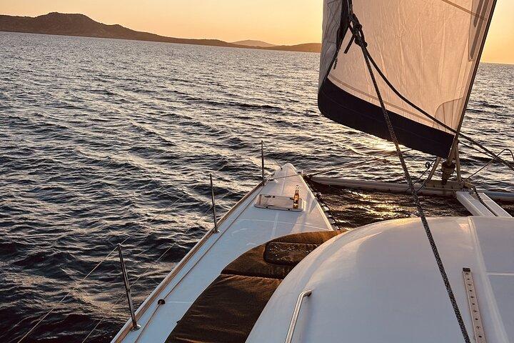 Morning and Sunset Cruise with Meals and Drinks Included