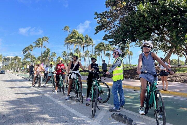 Miami Beach 2-Hour Electric Bike Tour