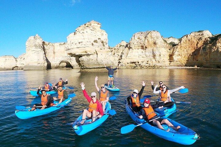 Kayak tour to Benagil Cave, guided by local native