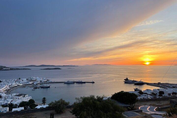 2 Hours Private Tour Mykonos Highlights with a Local