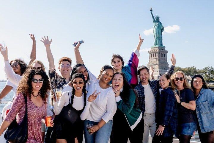 Brooklyn Bridge, Statue of Liberty and Manhattan Tour