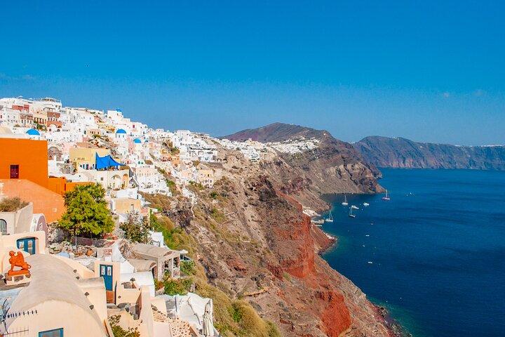 Santorini Splendor: Customized 4-Hour Private Highlights Tour