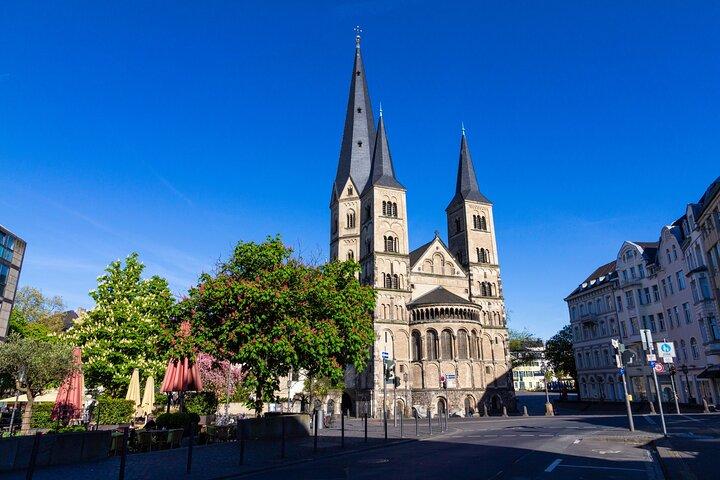 Bonn Scavenger Hunt & Highlights Self-Guided Walking Tour