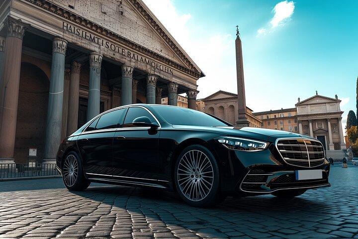 Civitavecchia to Rome and back - Private Roundtrip Transfer