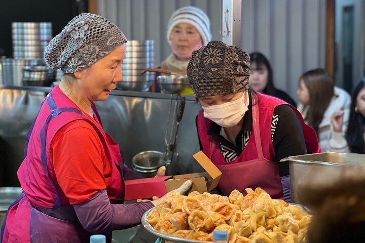Fearless Foodie Challenge: Gwangjang Market food adventure