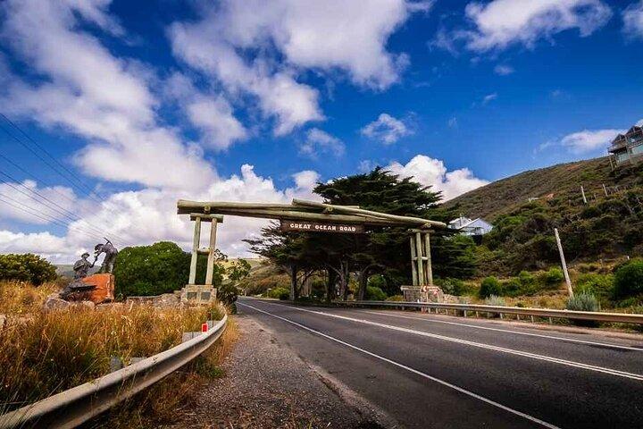 Great Ocean Road Reverse Premier Tour in Premium Coach