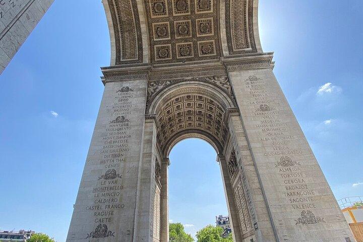 Time Saver Self-Guided Audio Tour to the Arc De Triomphe