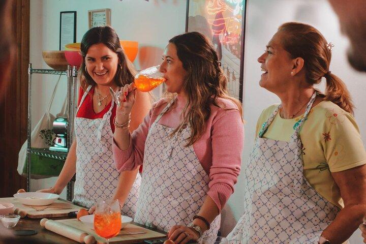 Rome: 3 Spritz Cocktails & Fresh Pasta Cooking Class