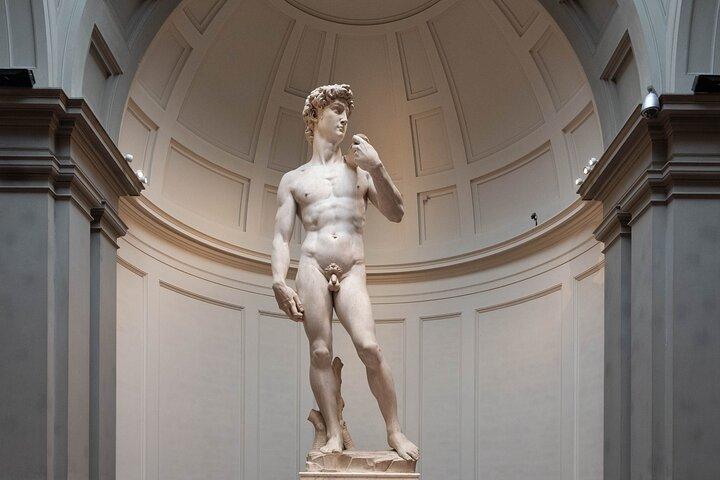 Florence: Accademia Gallery Audio Guided Tour led by Tour Leader