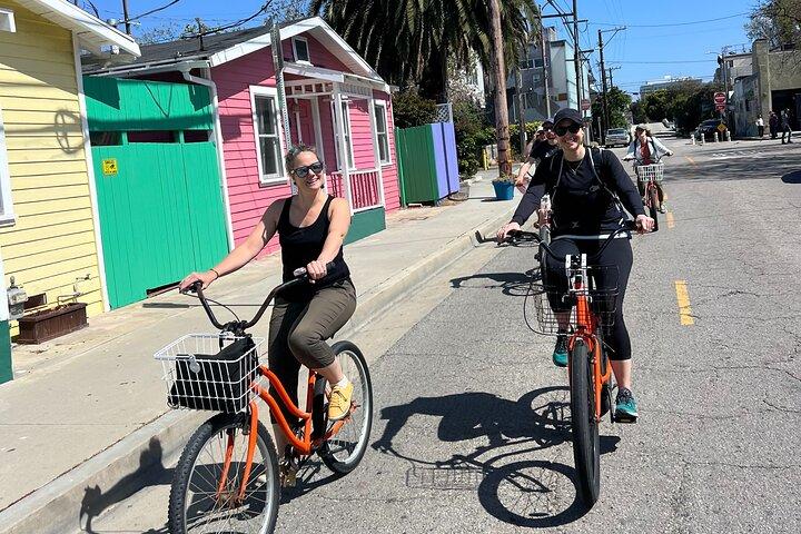 Venice and Santa Monica French Bicycle Tour