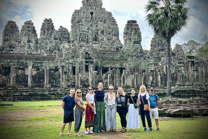 Full Day Explore Angkor Wat Joined Tour