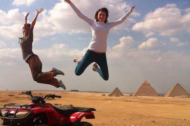 Cairo Layover- Giza Pyramids, Sphinx, Grand Museum with Lunch