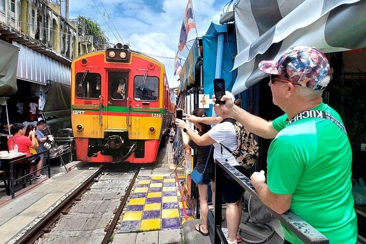 Amphawa and Railway Markets with Boat Ride Group Tour