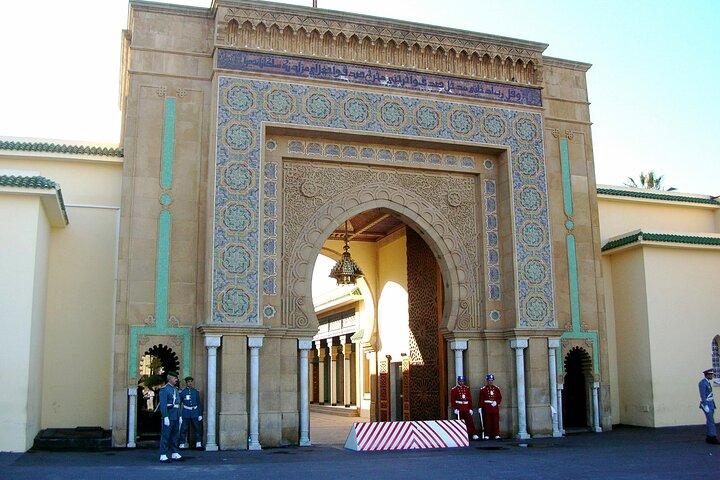 Private Half-Day Exploration Tour of Rabat in a Green Taxi