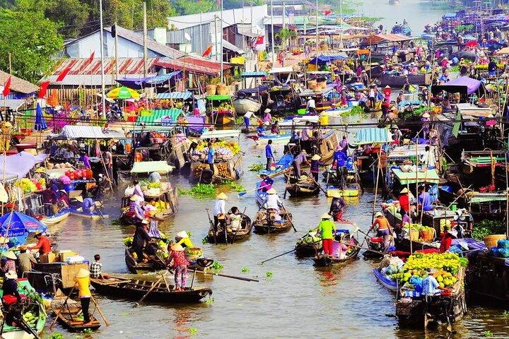 Mekong Delta Daily Group Tour by Bus
