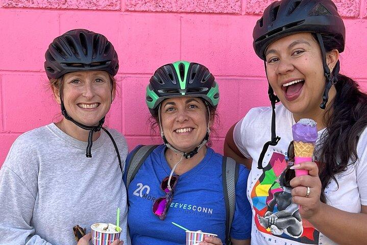 Gastown, Chinatown & Granville Island - Vancouver Bike Tours